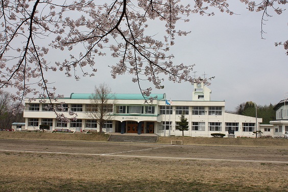 鳩田小学校