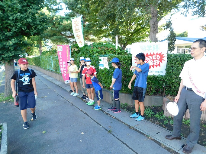 あいさつ運動 青森県八戸市立根城小学校