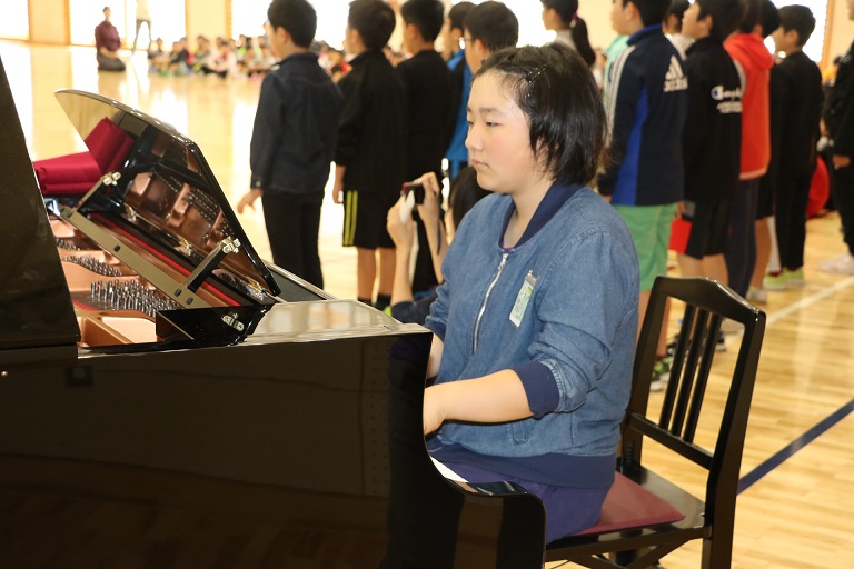 音楽朝会 歌えバンバン 西白山台小学校ブログ