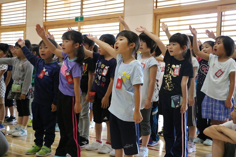 音楽朝会 歌えバンバン 西白山台小学校ブログ