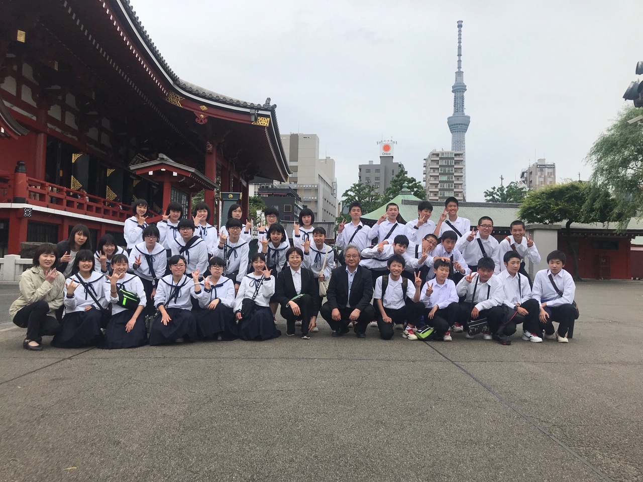 修学旅行　撮り 修学旅行１日目～浅草～｜『飛鴎』 鮫中学校